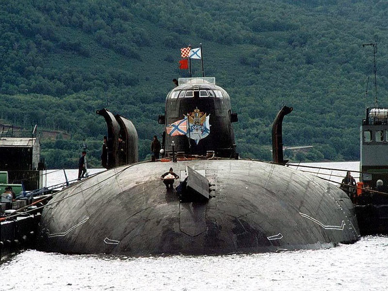 За три прошедших года экипаж АПРКР «Томск» удостоен пяти призов Главкома ВМФ.