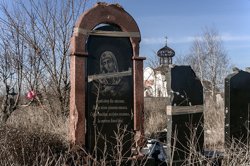 Многострадальное кладбище у Иверского монастыря.