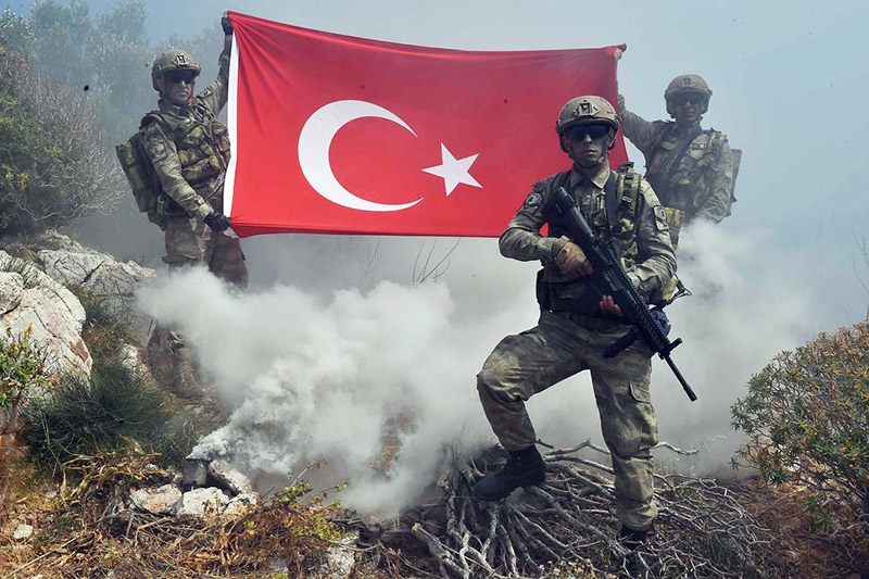 В турецкой армии могут найтись недовольные своим президентом.