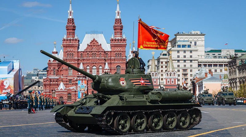 Легендарный Т-34 на Красной площади.