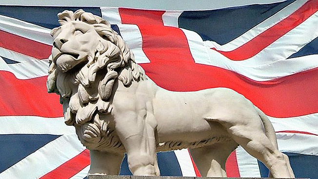 Британский лев готовится к свободному плаванию