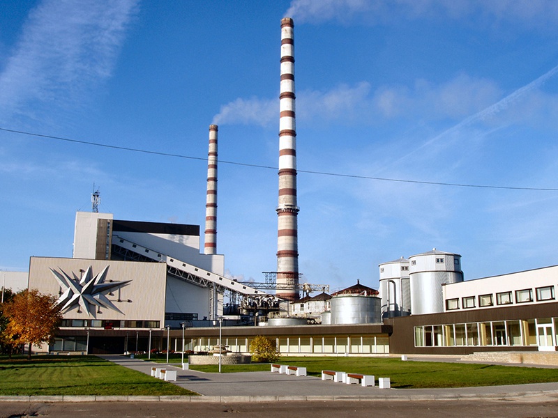 Построенная Советским Союзом Эстонская ГРЭС - одна из крупнейших в мире ГРЭС на сланцах.