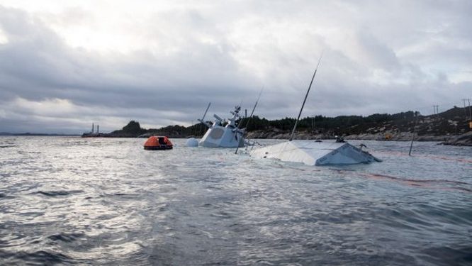 Во время учений «Единый трезубец» в 2018 году один из самых современных кораблей Норвегии ракетный фрегат «Хельге Ингстад» столкнулся с танкером и едва не затонул.