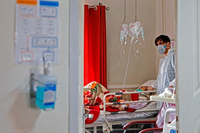 Сегодня в Иране от коронавируса каждые десять минут прерывается одна человеческая жизнь.