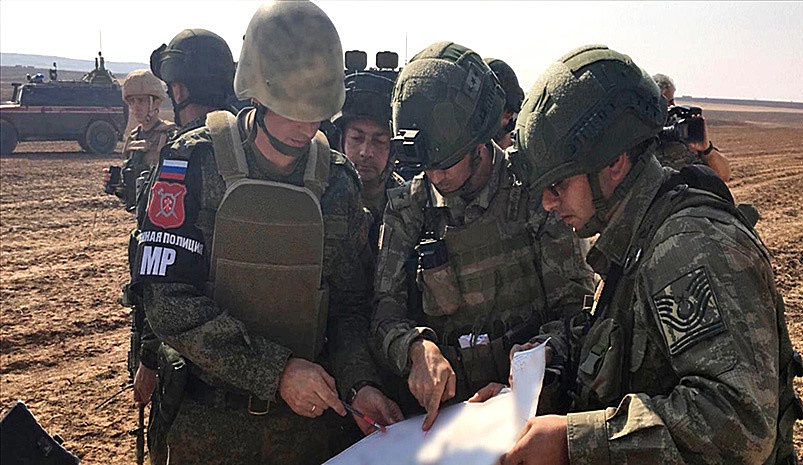 С горем пополам российские и турецкие военные всё же провели второе совместное патрулирование участка трассы М-4.