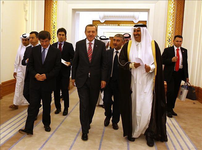 Эмир Катара шейх Хамад бин Халифа Аль Тани и президент Турции Реджеп Эрдоган приверженцы идеологии «Братьев-мусульман»*.