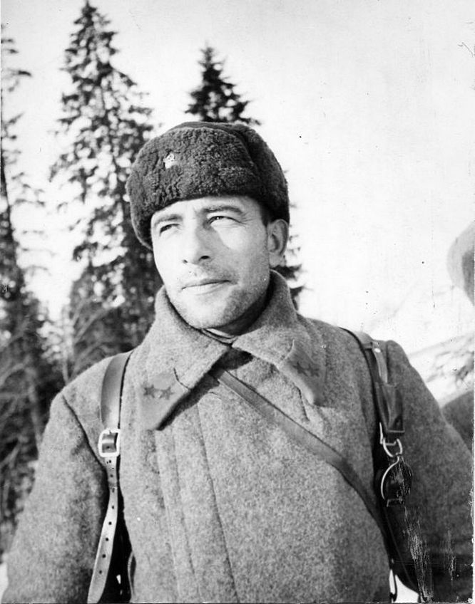 Михаил Катуков начал войну командиром 20-й танковой дивизии.