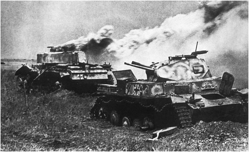 Советские танкисты генерал-майора Катукова уничтожили 133 танка, две бронемашины, две танкетки, 10 полевых орудий.