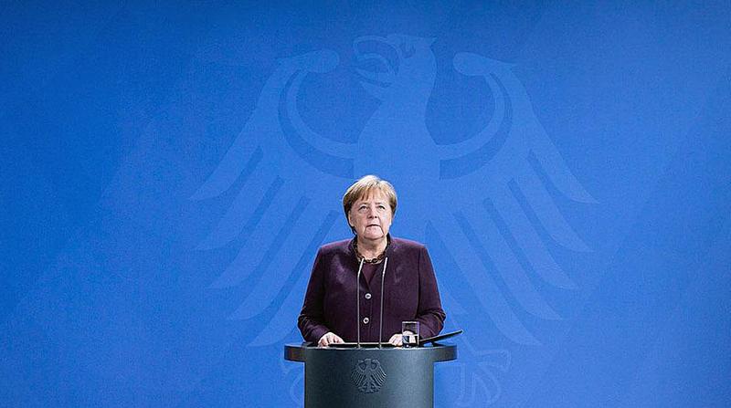 Немецкий канцлер Ангела Меркель сравнила нашествие COVID-19 со Второй мировой.
