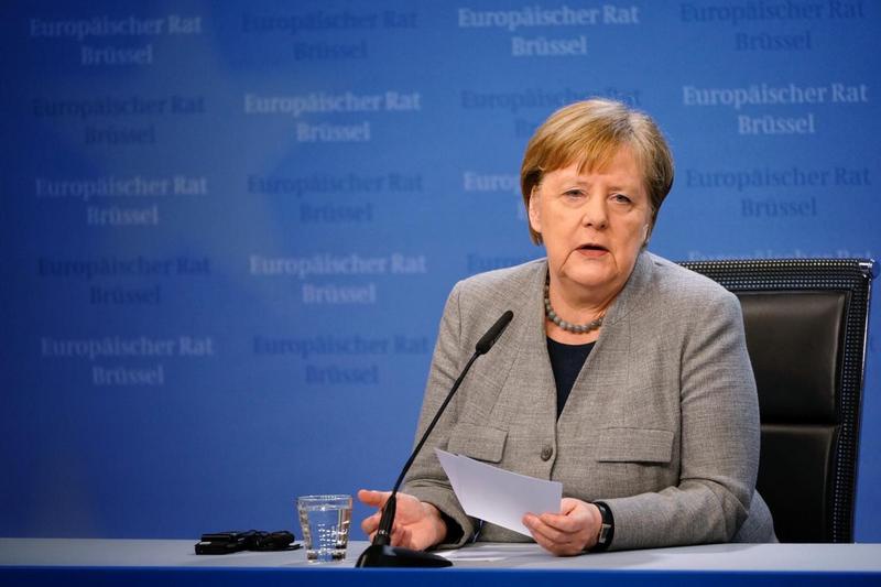 Канцлер Германии Ангела Меркель объявила о том, что её страна столкнулась с таким серьёзным испытанием, какое пережила в годы Второй мировой войны.