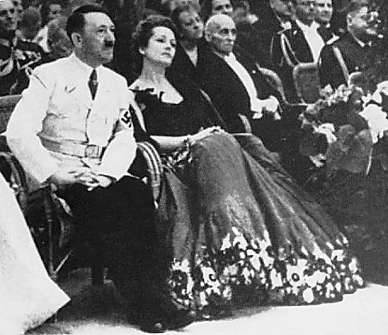 Ольга Чехова была любимой актрисой Гитлера, но оставалась патриоткой, готовой оказать помощь своей исторической родине.