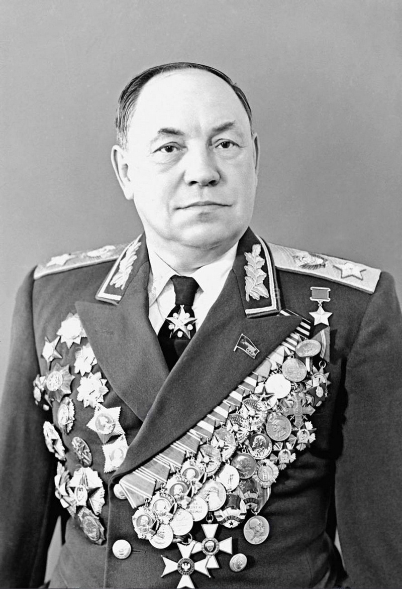 Маршал Советского Союза Матвей Захаров.