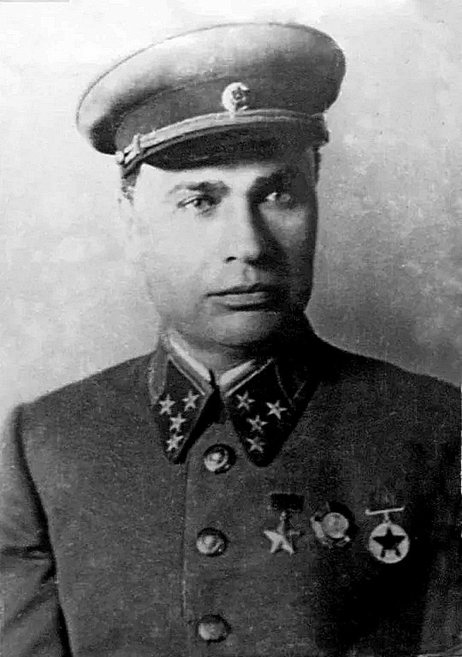 Генерал-полковник Михаил Кирпонос.