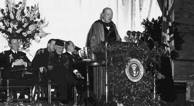5 марта 1946 года Черчилль произнёс свою знаменитую речь, которой было суждено открыть эпоху биполярного мира.