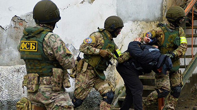 За месяц карантина ФСБ удалось пресечь готовящиеся боевиками ИГИЛ* теракты в Ставрополье, ХМАО и Екатеринбурге.
