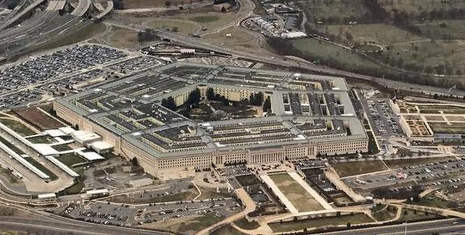 Американские эксперты Брэндс и Монтгомери предлагают Пентагону выбрать один из трёх вероятных сценариев оборонной стратегии.
