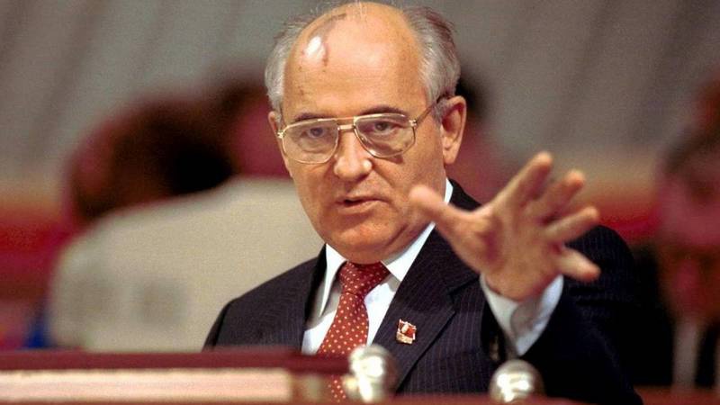 «Бильдербергский клуб» на своём заседании в марте 1985 года принял решение поддержать нового Генерального секретаря ЦК КПСС Михаила Горбачёва.