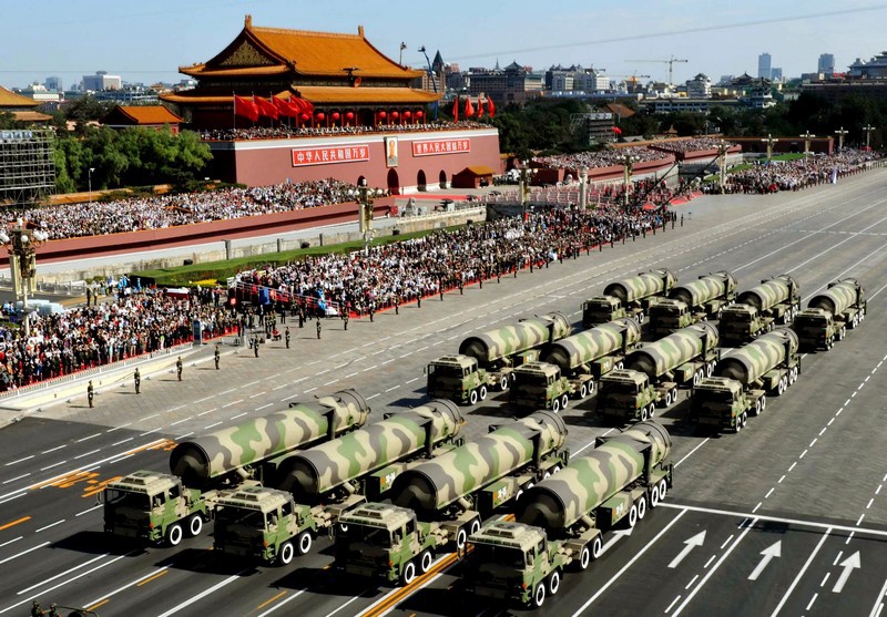 У Китая, по данным британских военных специалистов, на вооружении числится около 210 БРСД.