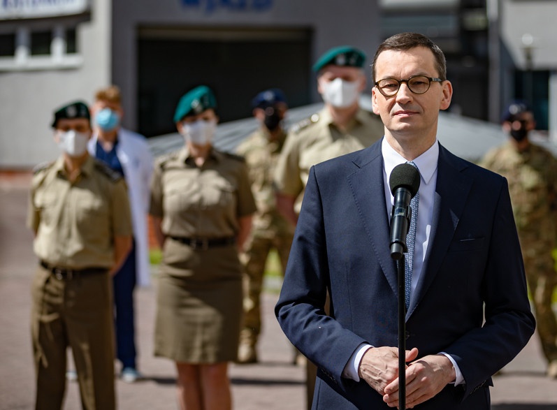 Польский премьер-министр Матеуш Моравецкий поспешил заявить, что его страна готова принять любых американских солдат немерено.