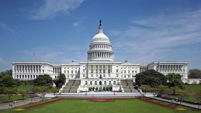 В Конгрессе США сейчас обсуждают сразу два проекта оборонного бюджета-2021.