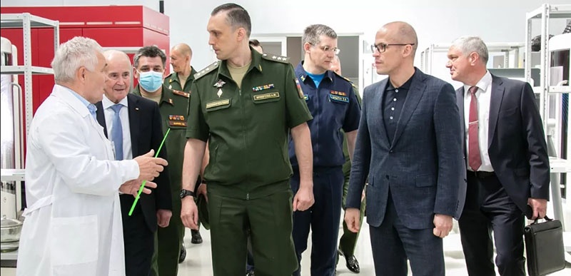 Заместитель министра обороны РФ Алексей Криворучко посетил Ижевский электромеханический завод «Купол».