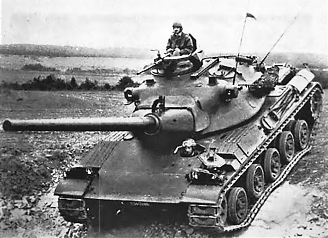 АМХ-30 - основной боевой танк вооружённых сил Франции в 1960-1980 гг.