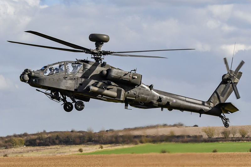 В армии США 690 вертолётов AH-64E Apache (выпускаются с 2012 г.).