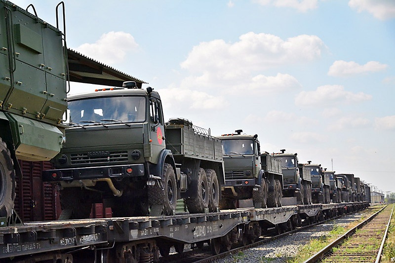 В Усолье-Сибирское доставлено более 10 единиц специальной техники.