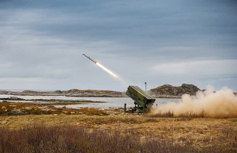 В августе 2020 года Венгрия согласилась приобрести у США зенитную ракетную систему NASAMS.
