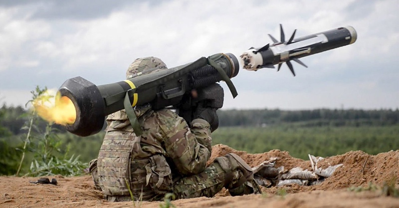США одобрили поставку Польше 60 пусковых установок и 180 противотанковых управляемых ракет комплексов FGM-148 Javelin