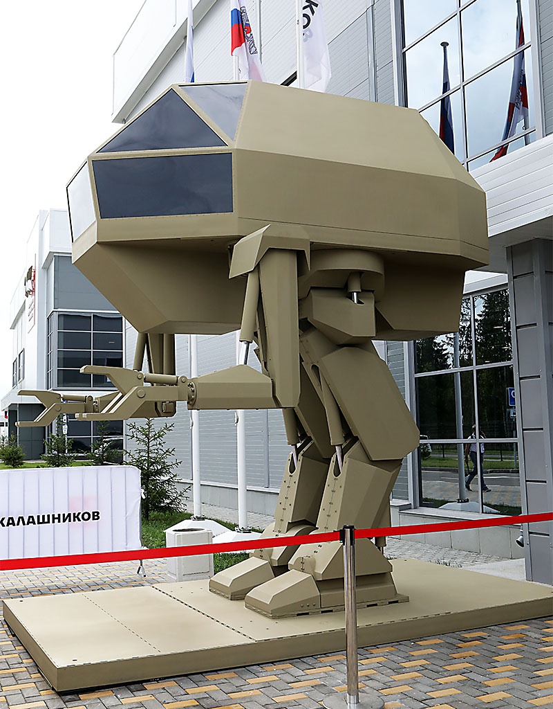 В концерне «Калашников» разрабатываются боевые роботы-андроиды для нужд нашей армии.
