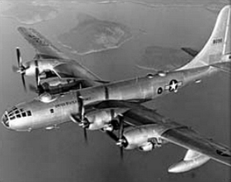 Американский дальний бомбардировщик Боинг B-50.