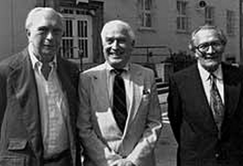 Джордж Бейли, бывший директор радиостанции «Свобода», Дэвид Мерфи и генерал-лейтенант Сергей Кондрашов. Берлин, 1994 г.