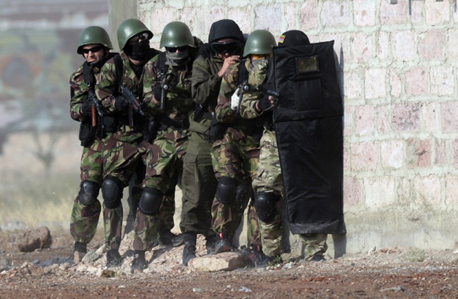 Большинство солдат армейского спецназа имеют боевой опыт и участвовали в военных конфликтах в Нагорном Карабахе.