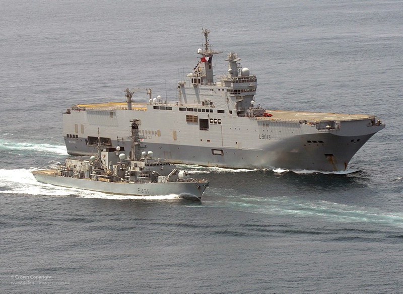 Президент Франции Франсуа Олланд брал деньги у Катара на содержание французского флота.