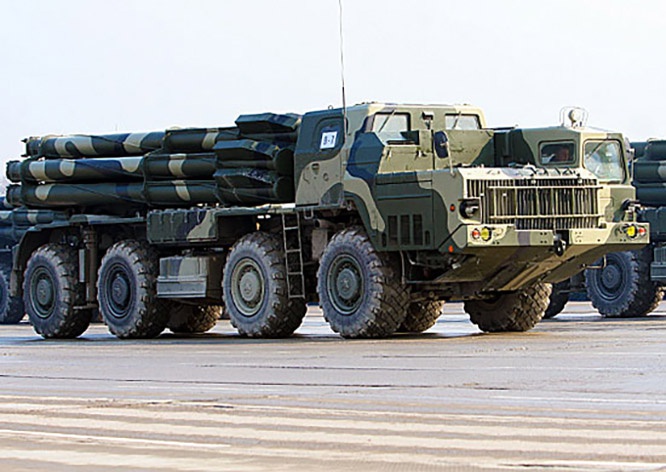 Сухопутные войска Азербайджана вооружены 30 РСЗО 9К58 «Смерч» калибра 300 мм.
