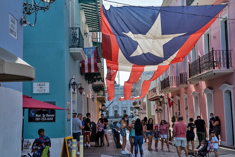 Уровень жизни в Пуэрто-Рико заметно ниже, чем в Штатах.