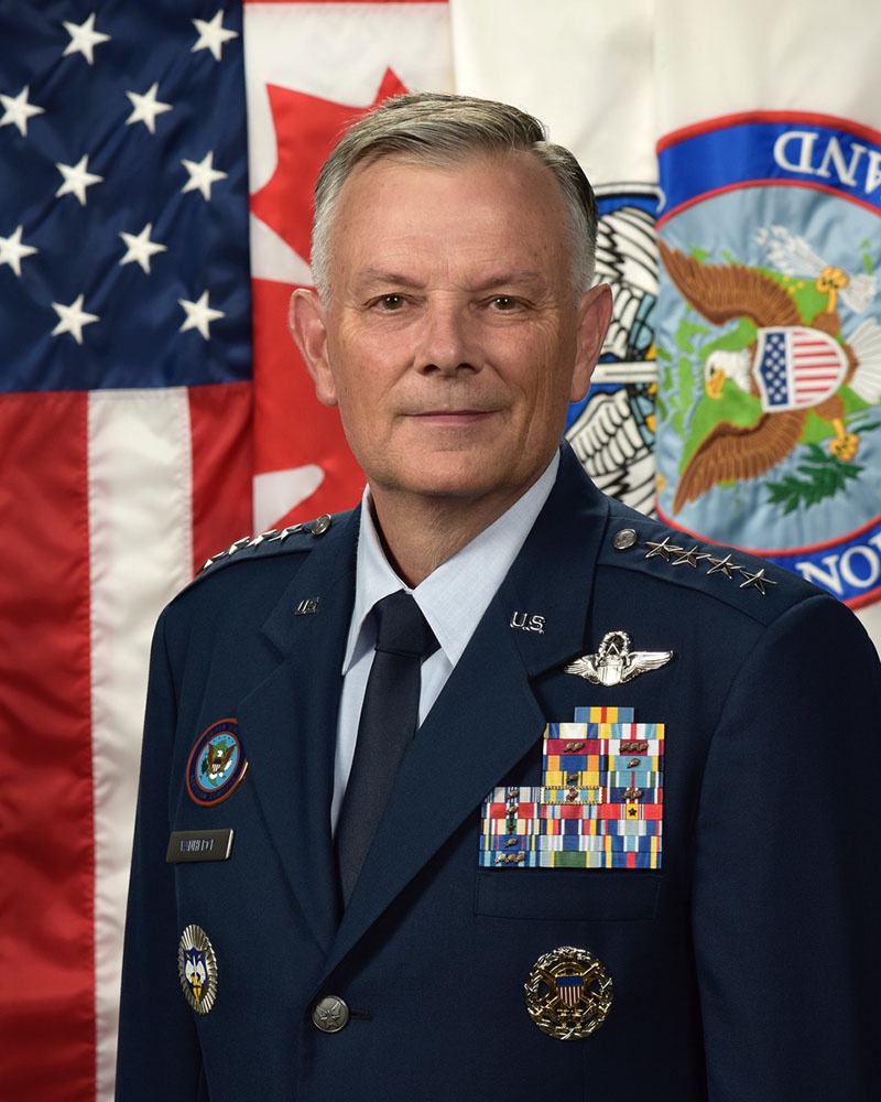 Глава Командования воздушно-космической обороны (NORAD) и Северного командования (USNORTHCOM) генерал Глен Ванхерк.