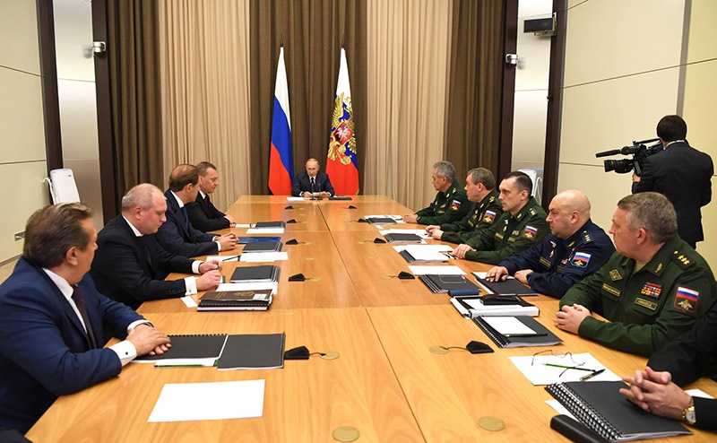 Президент Российской Федерации Владимир Путин на совещании с руководящим составом Министерства обороны, руководителями федеральных ведомств и предприятий ОПК.