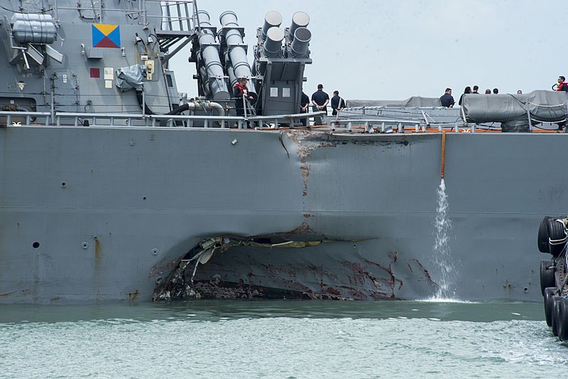 21 августа 2017 года военный корабль ВМС США USS John S. McCain столкнулся с танкером Alnic MC.
