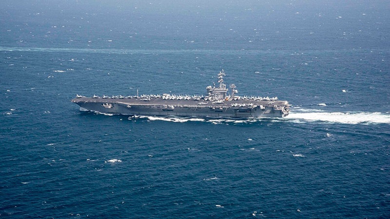 Что ищет авианосец USS Dwight D. Eisenhower в Аравийском заливе?