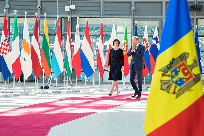 Премьер-министр Майя Санду на встрече с председателем Европейского совета Дональдом Туском в Брюсселе 3 июля 2019 года.