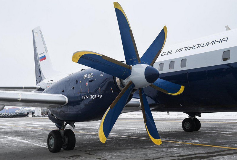 Благодаря двигателям ТВ7-117СТ новая машина Ил-114-300 вышла экономичной и способной преодолевать расстояния в 1.900 км с 64 пассажирами или 2.300 км с 52 пассажирами.