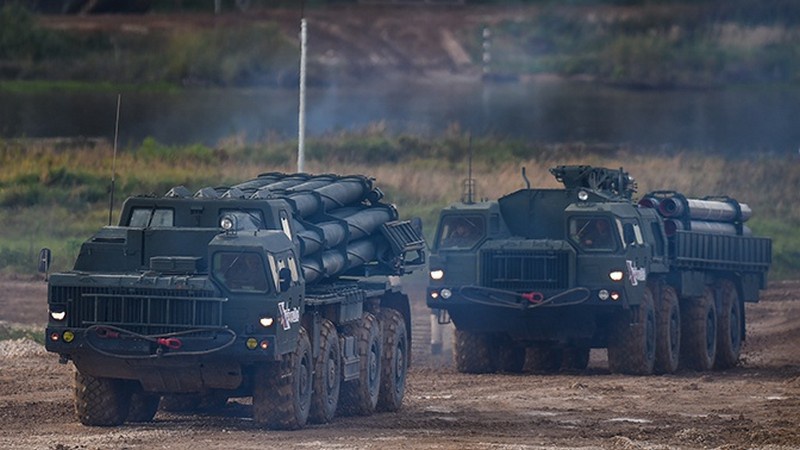 В Астраханской области (ЮВО) полностью завершено перевооружение на РСЗО «Торнадо-С» (модернизированная РСЗО 9К58 «Смерч»).