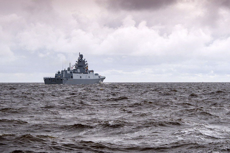 В Бискайском заливе экипаж фрегата «Адмирал флота Касатонов» отработал задачи тренировки по поиску и уничтожению подводных лодок условного противника.