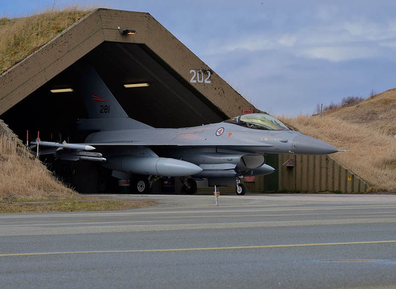 Норвежские власти согласятся предоставить в распоряжение ВМС США аэродром в Эвенесе, как они это делают в последние годы в отношении других объектов на территории страны.