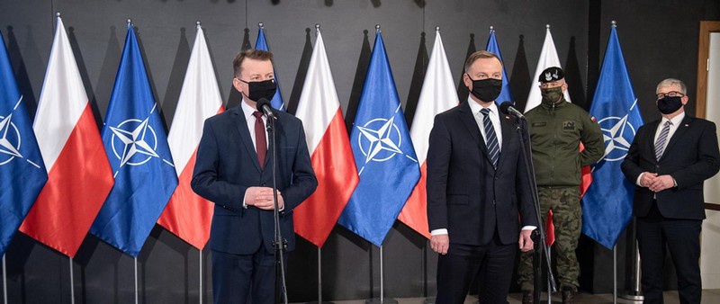За ходом компьютерных «битв» лично наблюдал президент Польши Анджей Дуда и глава Министерства национальной обороны Мариуш Блащак.