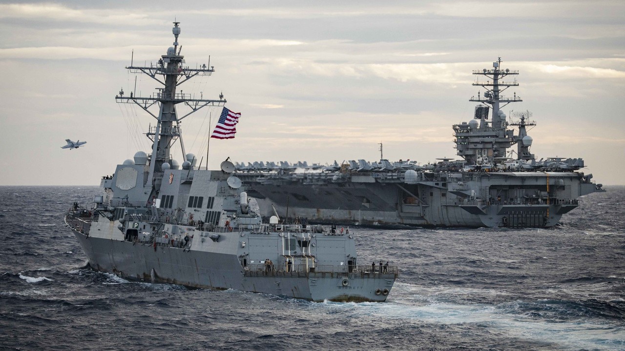 Авианосная ударная группа тихоокеанского флота США в Южно-Китайском море.
