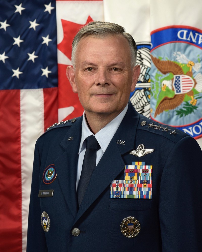 Командующий Северным командованием США (USNORTHCOM) генерал-лейтенант Глен Д. Ван Хёрк.