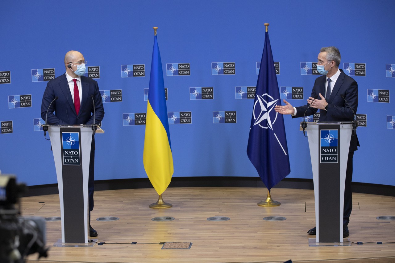 Пресс-конференция генерального секретаря НАТО Йенса Столтенберга с украинским премьером Денисом Шмыгалем, 9 февраля 2021 г.